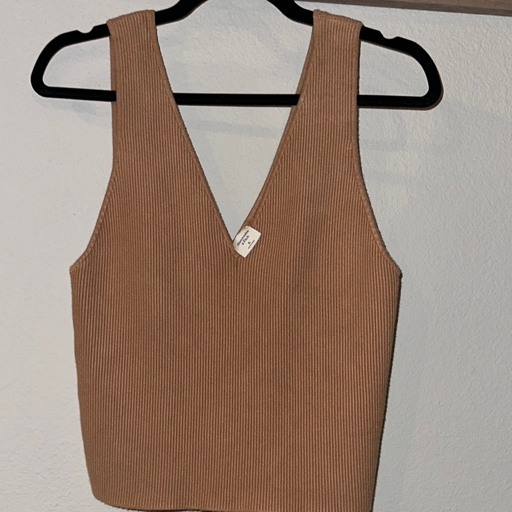 Abercrombie & Fitch Brown Tank Top with Plunge V-Neck and Sleeveless Design